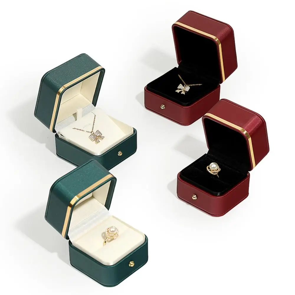 Bar Cart Gold - ファッションPUレザー製スクエアリングボックス、ゴールドトリム、エレガントな指輪収納ケース、ベルベット内装、ジュエリーパッケージ、ウェディング用